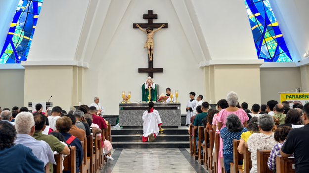 Catequese sobre a Santa Missa – Paróquia Bom Jesus de Piraporinha Catequese sobre a Santa Missa - Paróquia Bom Jesus de Piraporinha